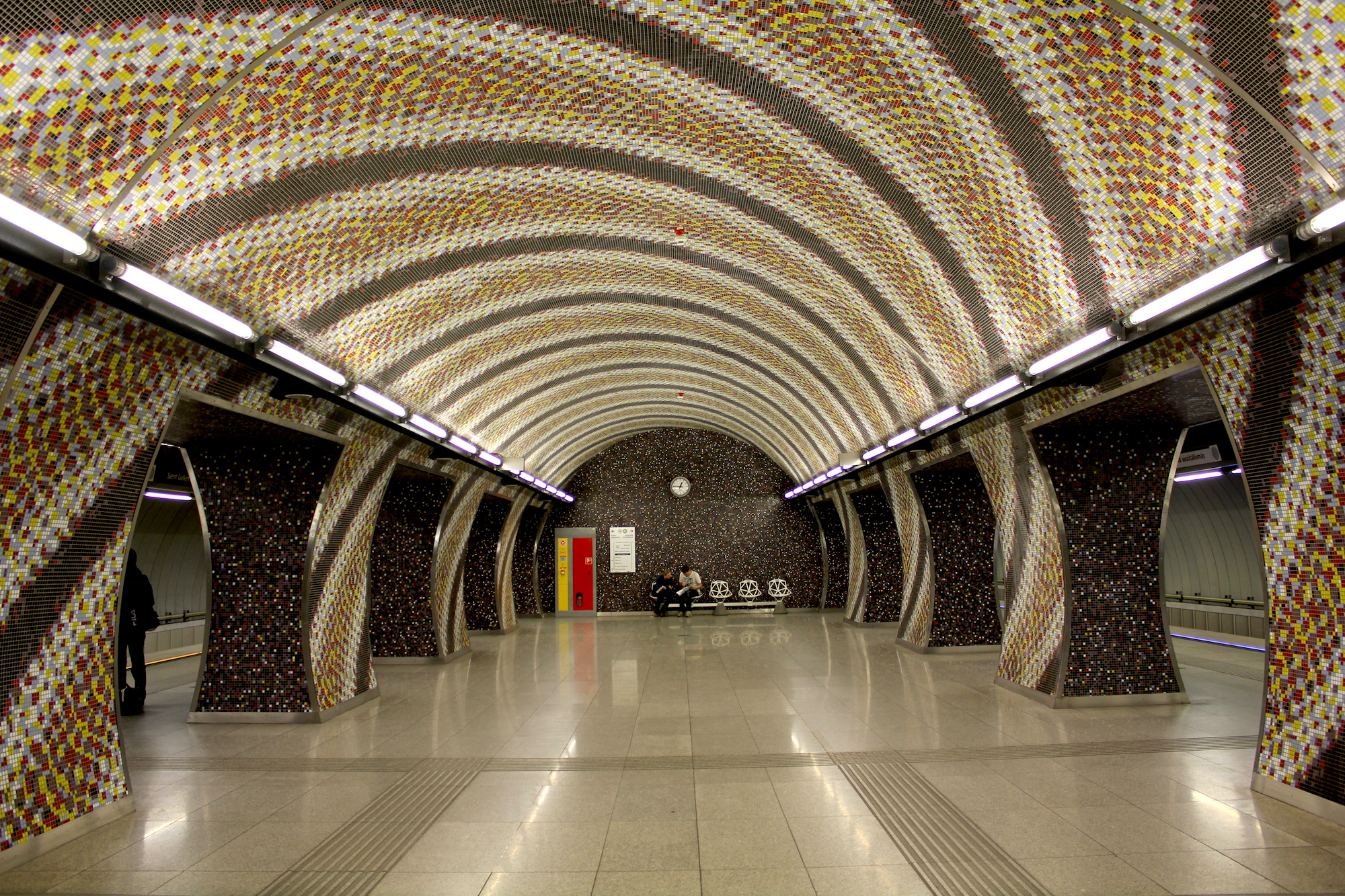 metro 4 Budapest